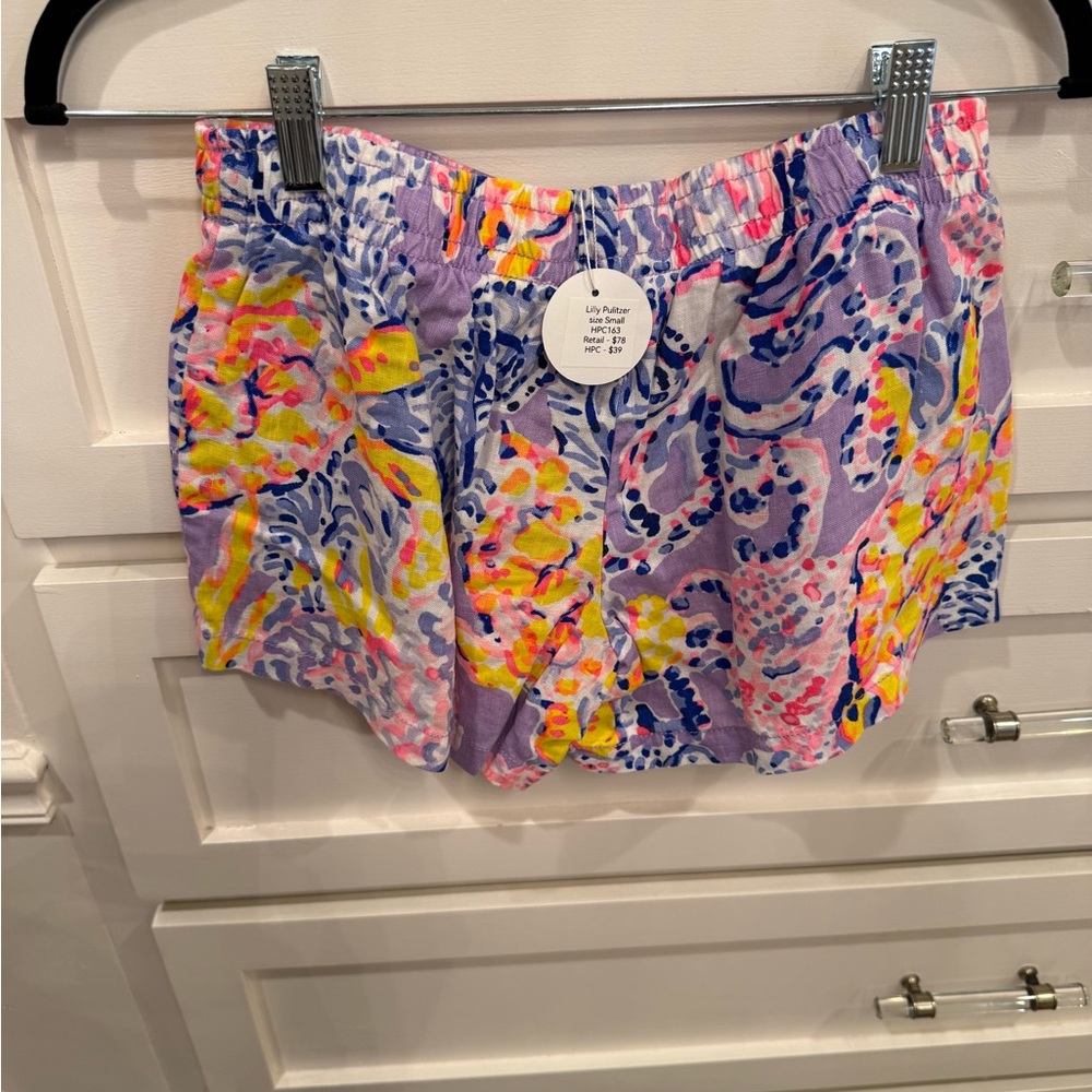Lilly Pulitzer Pastel Floral Drawstring Shorts in Pink, Yellow & Blue - Picture 5 of 5